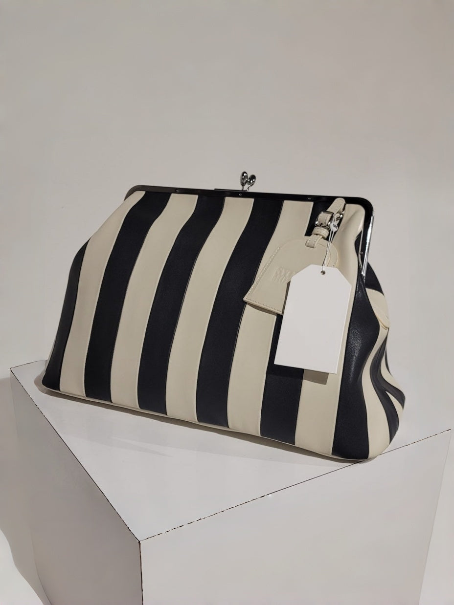 Embossed Premium Leather Kisslock Frame Bag