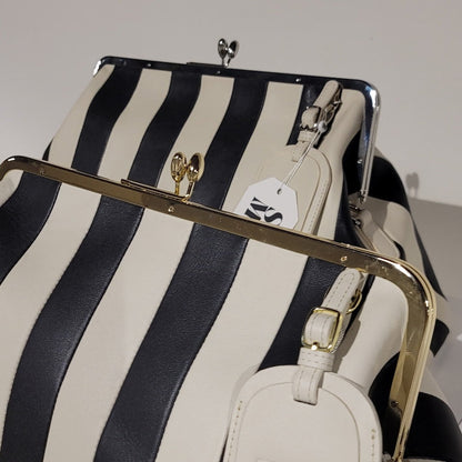 Embossed Premium Leather Kisslock Frame Bag