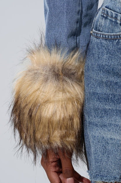 New  Cropped Fur Trim Jacket