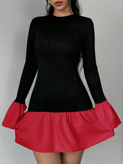 Round Neck Contrast Color Long Sleeve Dress