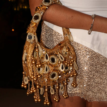 Mirrored Details Crystal Embroidery Handbag Underarm Bag